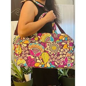 Vera Bradley pattern travel bag. Large.